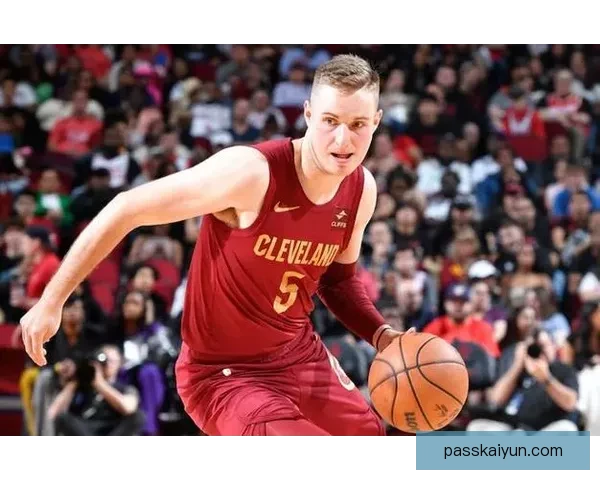 奥塔门迪近期头球威胁明显，成为球队进攻亮点之一